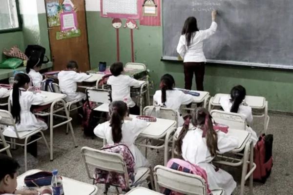 Ante ola de calor, piden suspender clases en escuelas que no estén en condiciones edilicias