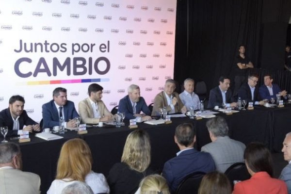Reunión de Gobernadores de JxC: Extraña ausencia de Valdés argumentando 