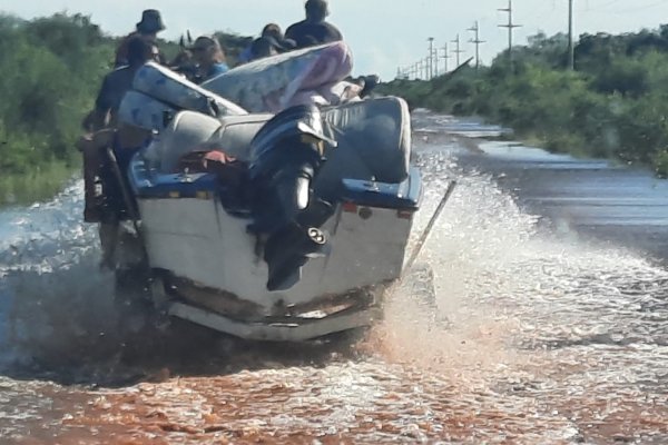 Inundados en Perugorria claman por ayuda al municipio local y a la Provincia