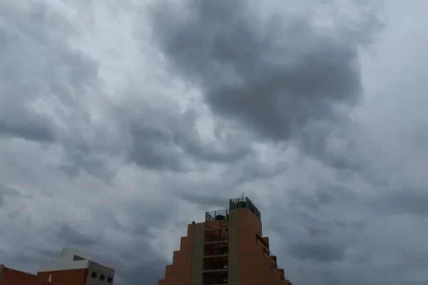 Corrientes: lunes caluroso con probabilidad de tormentas