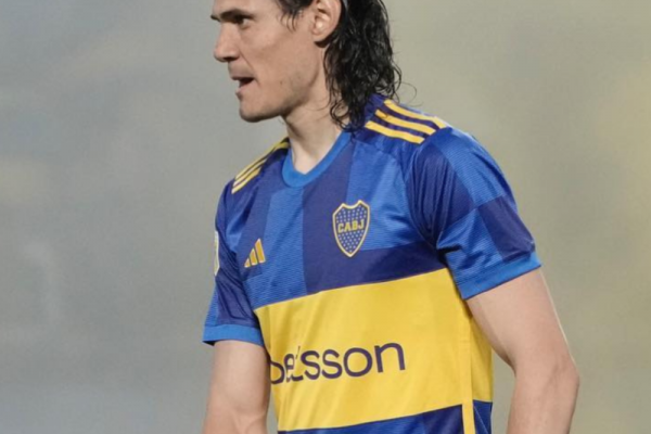 Diego Martínez decidió qué va a pasar con Cavani en Boca