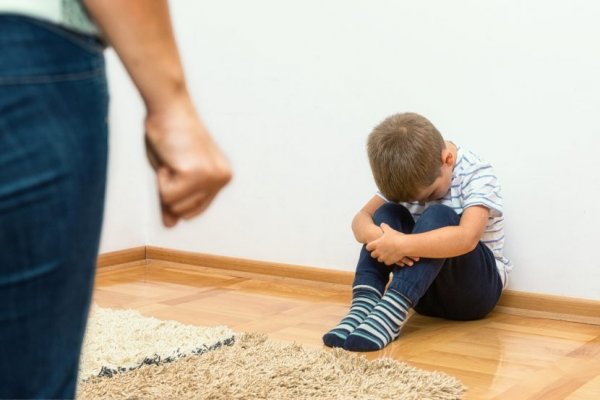 La peor de las violencias: el uso de hijos e hijas para dañar a la madre