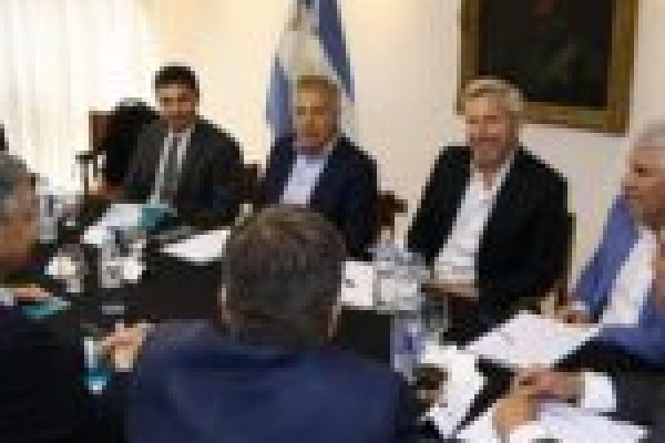 El gobierno envió al congreso la nueva versión de la Ley Ómnibus buscando consensos con la oposición dialoguista