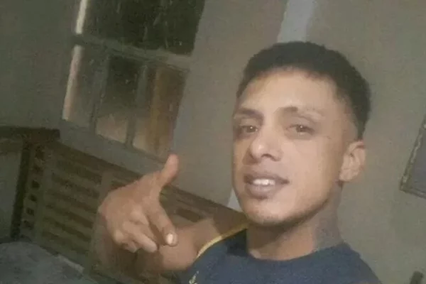 Corrientes: buscan a un joven que se ausentó de su hogar