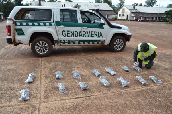 Corrientes: Abren dos encomiendas y encuentran veinte kilos de marihuana
