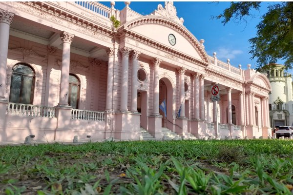 Corrientes: inicia pago de salarios de enero sin aumento y no hay señales de mejoras para estatales