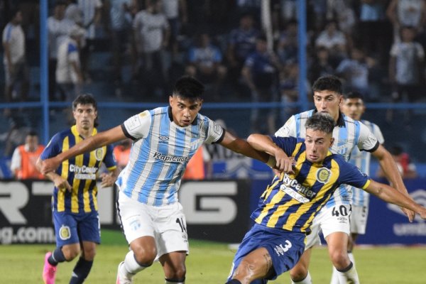 Rosario Central arrancó la defensa del título ante Atlético Tucumán