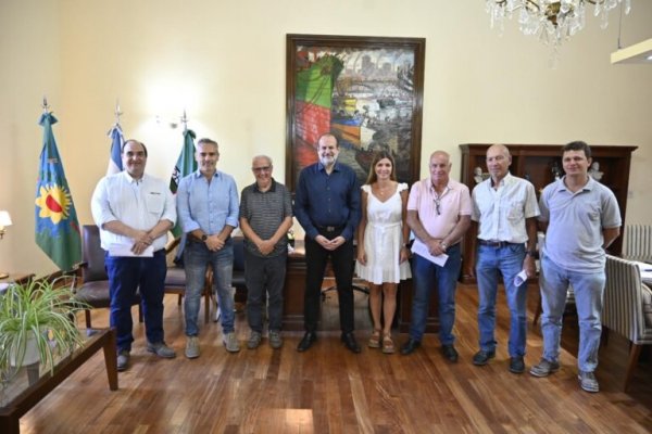 Susbielles firmó un acuerdo con Pampa Energía por la reconstrucción de clubes bahienses