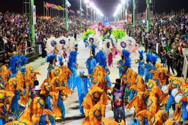Paso de los Libres batió récord de venta de entradas para sus carnavales