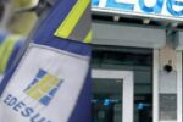 Edesur y Edenor reclaman aumentos de casi el 90% y actualizaciones mensuales