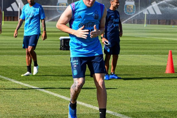 El 'Colo' Barco recibió la peor noticia en Brighton tras los dichos de Riquelme