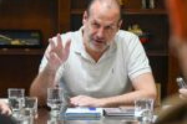 Susbielles constituyó un comité de seguimiento por las altas temperaturas en Bahía Blanca