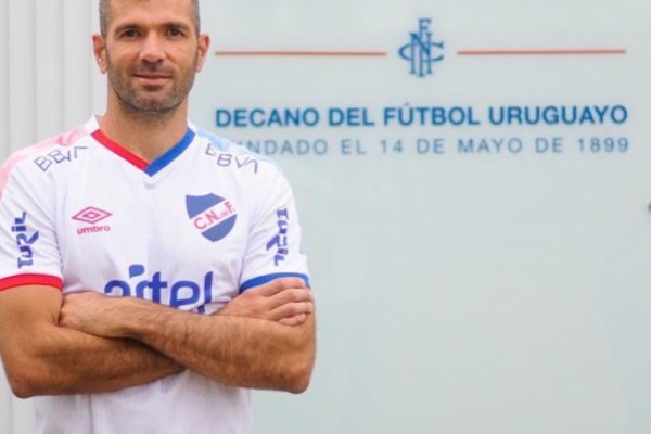 Sorpresa: Gigliotti dejó Nacional y firmará en un un club lleno de argentinos