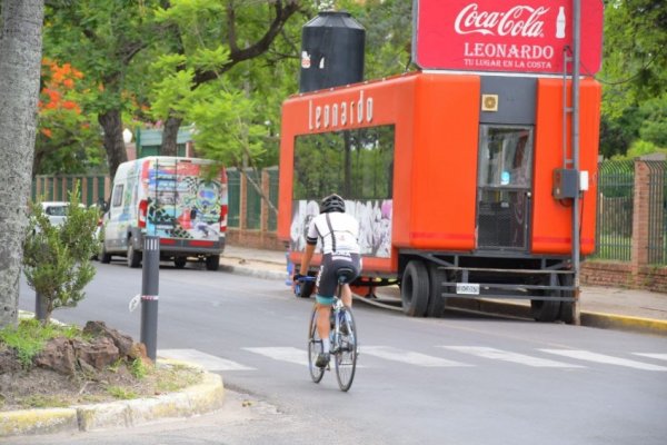 Corrientes: vence hoy el plazo para la regularización de los carritos gastronómicos de la costanera