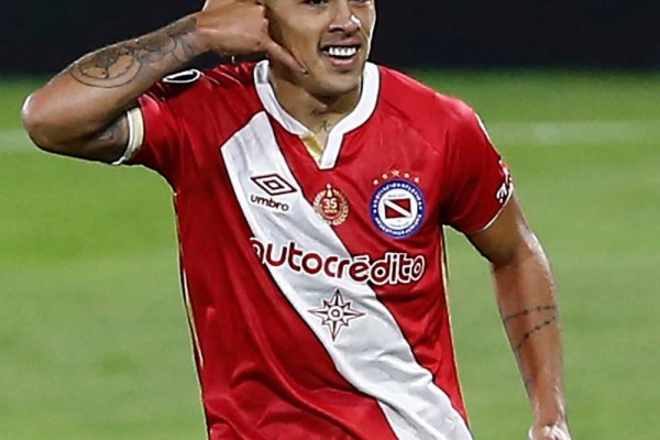 Gabriel Florentín rompió el silencio sobre su posible llegada a Boca