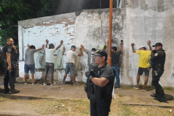 Más de 80 personas detenidas en la cuarta noche de Carnavales Barriales de Corrientes