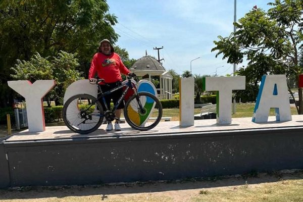 Peregrinó 13 horas en bicicleta, desde la entrada de Resistencia hasta la Basílica de Itatí