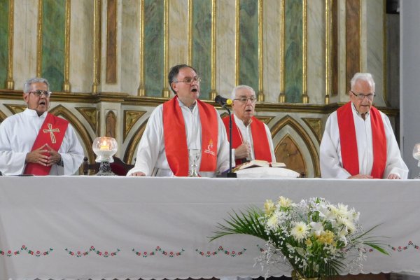 El padre Juan Carlos López se despidió de la comunidad goyana