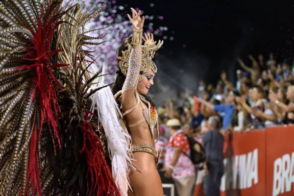 El carísimo carnaval de Corrientes: mirá cuánto cuestan las entradas y hacerse una escapada