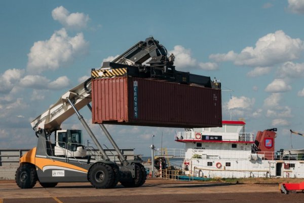 Aserradero correntino proyecta su primera exportación desde el puerto de Posadas