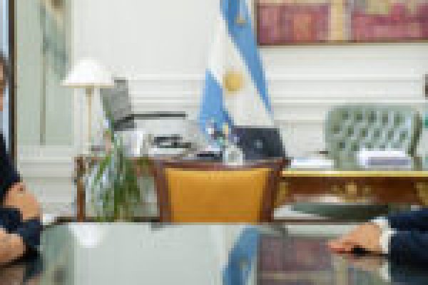 Máximo Kirchner y Axel Kicillof presentaron un proyecto en defensa del Fondo Nacional de Incentivo Docente