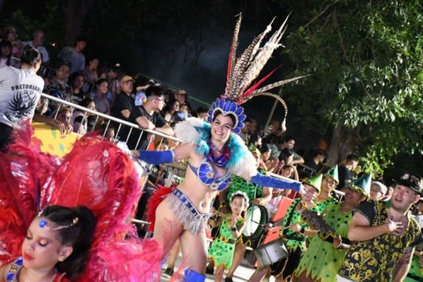 Corrientes Capital: Ará Porá se impuso en los Carnavales Barriales 2024