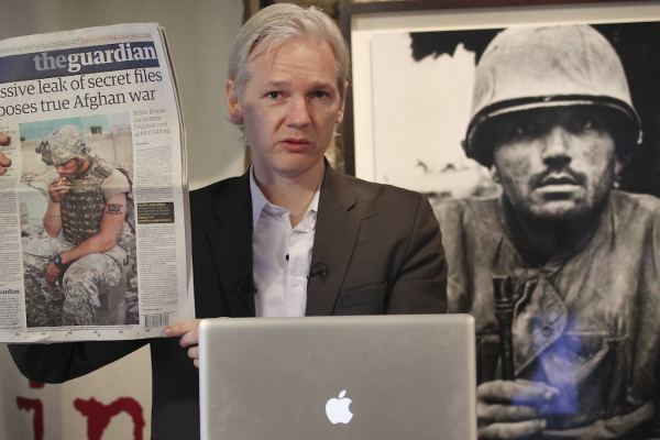 ¿Quién es Julian Assange y de qué se lo acusa en Estados Unidos?