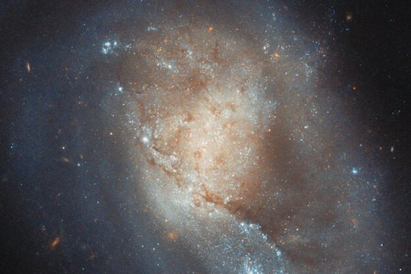 Colisión de galaxias, la imagen de la semana del telescopio Hubble