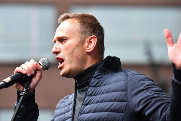 ¿Por qué algunos líderes se mantienen en silencio tras la muerte de Navalny? La mirada de Andrés Oppenheimer