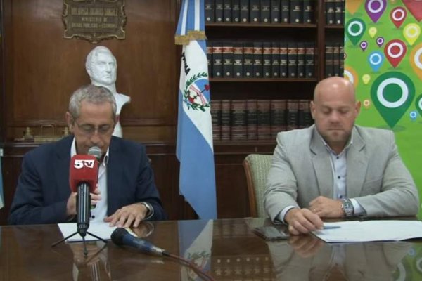 Corrientes: anunciaron ayuda escolar de $120 mil por hijo e incremento salarial para estatales