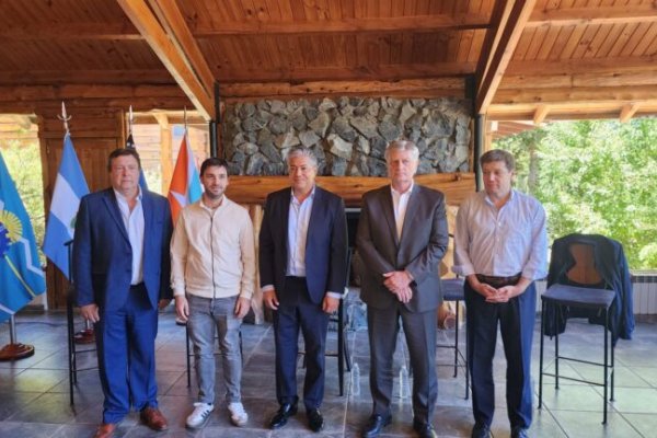 Gobernadores patagónicos frenarán envíos de gas y petróleo a la Nación hasta que Milei recapacite