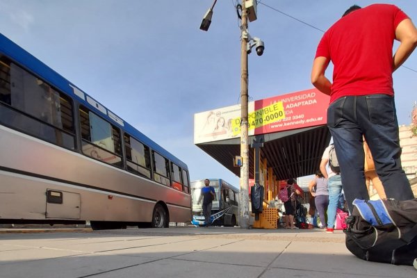 Colectivos en Corrientes: sube el boleto y el intendente anunció el fin de los subsidios