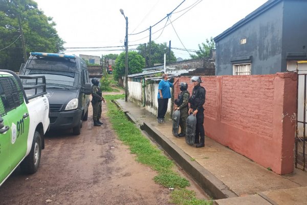 Allanamientos en dos domicilios de Corrientes: hay demorados