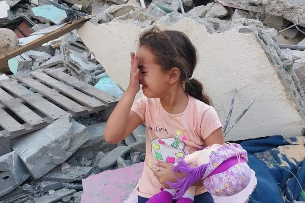 Solían ir a la escuela y jugar en la playa del norte de Gaza. Ahora, estos niños se preguntan si algún día volverán a casa