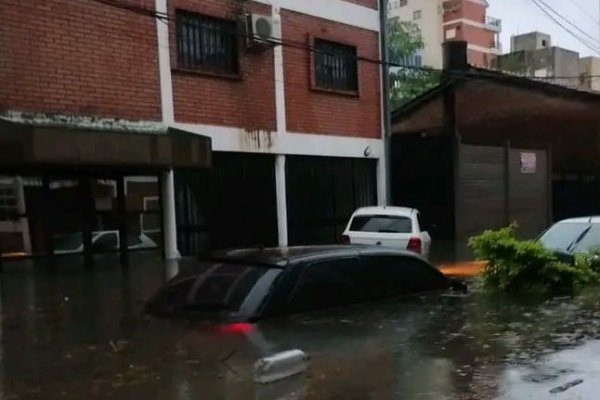 Inundaciones en Corrientes: mañana habrá clases y preparan asistencia a damnificados