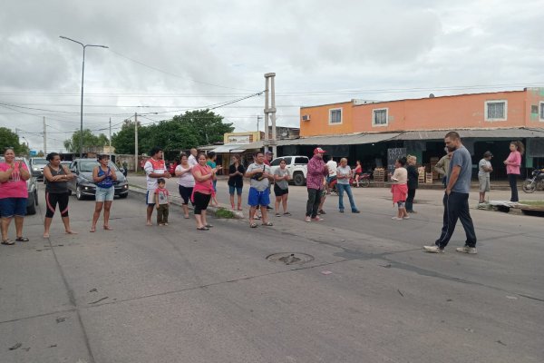 Temporal: crece el reclamo de inundados por falta de asistencia desde la provincia