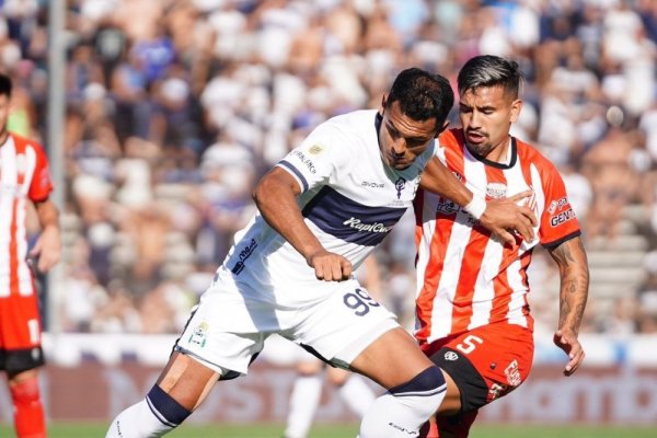 Gimnasia y Barracas Central jugaron un duelo con varias polémicas