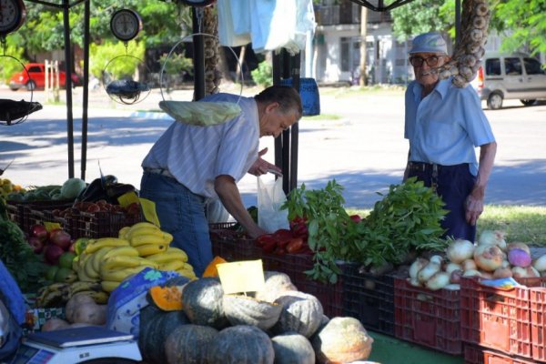 SIN INFLACIÓN: los feriantes, una alternativa en la capital de Corrientes