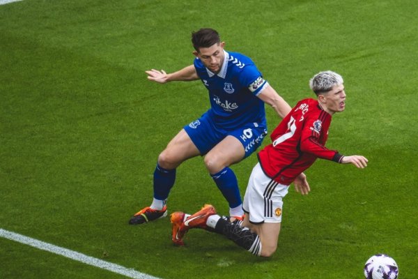 El histórico dato de Garnacho en el Manchester United tras el triunfo vs. Everton