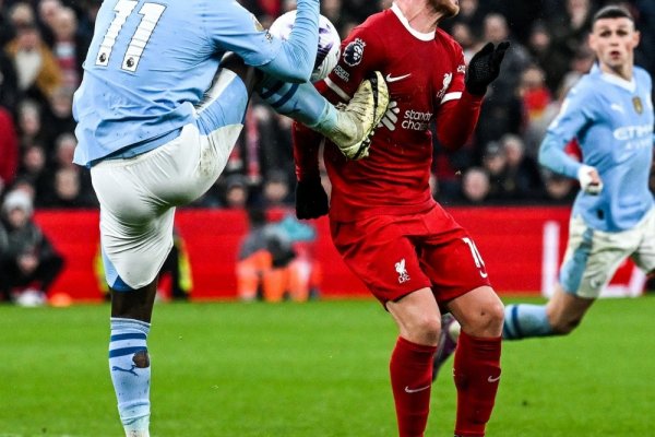 Explosivo: Klopp rompió el silencio y habló de la dura falta a Alexis Mac Allister