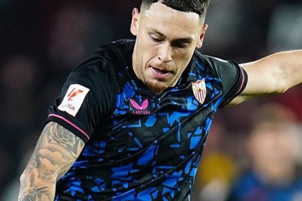 Con un gol agónico de Ocampos, Sevilla igualó 2-2 con el Almería
