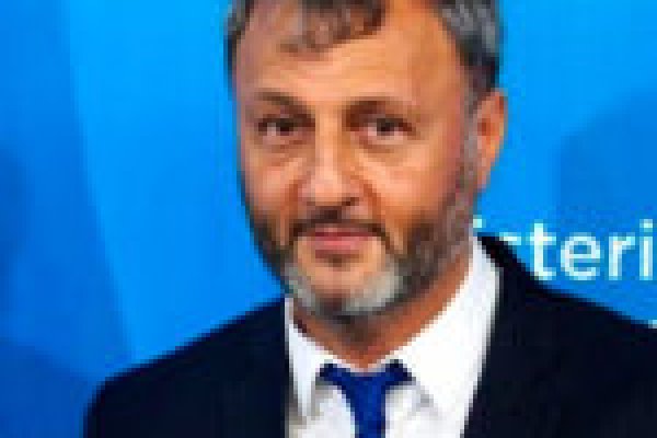 Javier Milei despidió al Secretario de Trabajo, Omar Yasín