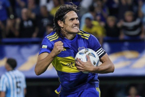 ¿En qué posición está Cavani entre los máximos goleadores en actividad?