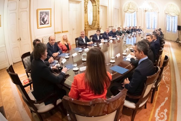Todos somos Santa fe: El apoyo de los gobernadores de Argentina