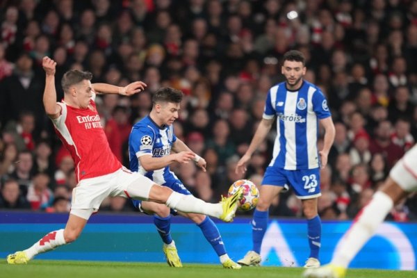 Arsenal y Porto definieron una serie para el infarto en Champions