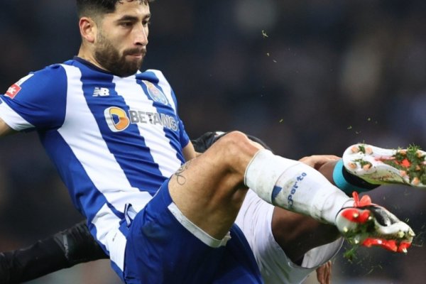 El parte médico de Alan Varela tras salir lesionado en Porto
