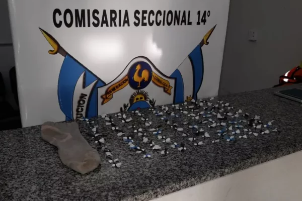 Corrientes: ssereno encuentra en una media 110 dosis de cocaína