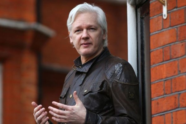 Assange discutió con el Departamento de Justicia de EE.UU. un posible acuerdo de culpabilidad