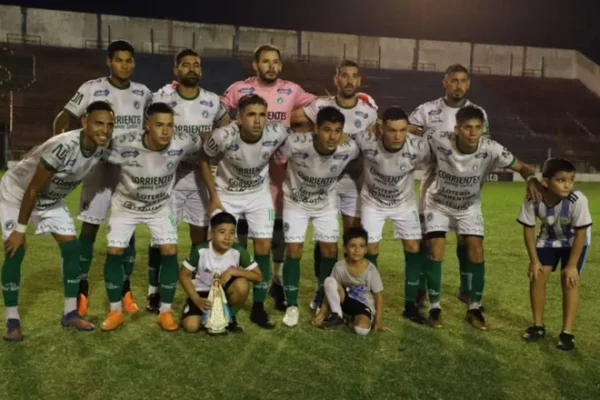 Liga correntina de fútbol: claro triunfo de Mandiyú sobre Huracán
