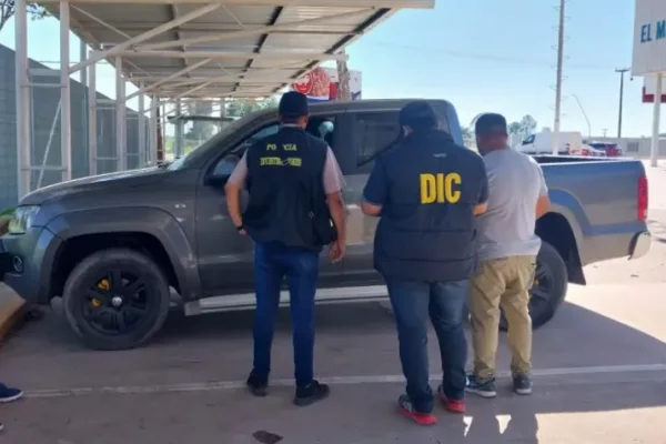 Corrientes: recuperan en Chaco una camioneta robada hace un año